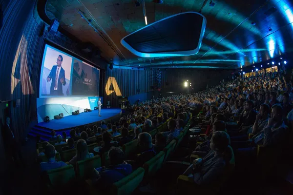 Case: Autodesk University Russia event app: four problems, one solution